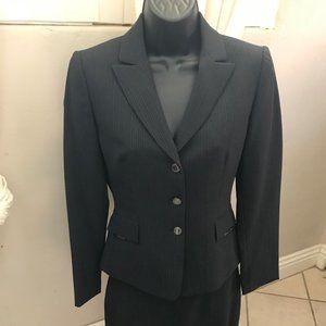 Tahari Skirt Suit By Arthur S Levine